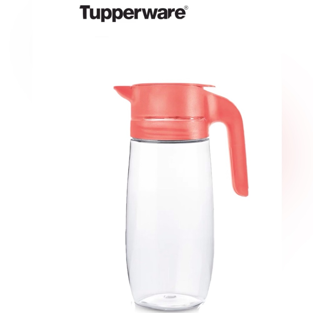 Tupperware Clearly Elegant Pitcher